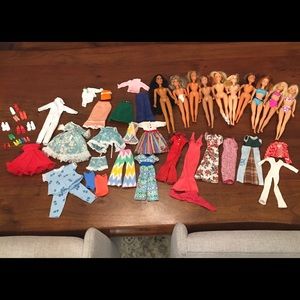 Vintage Dolls Lot Of 10 Barbie, Cher, Large Set Of Vintage Clothes And Shoes
